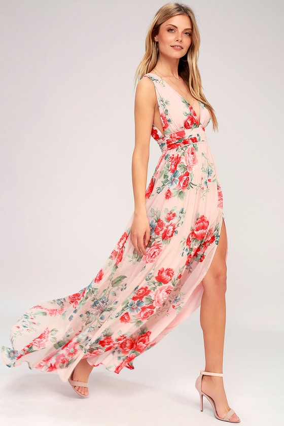 A Meandering Blush Floral Print Maxi Dress You Need to Get your Hands-On